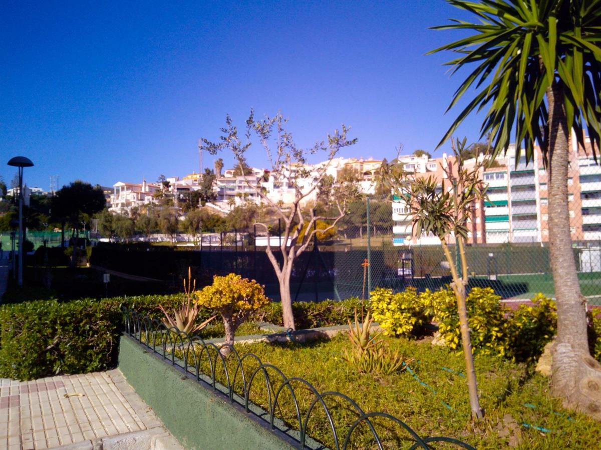 Apartamentos PLAYA LA CALA Parking gratuito Málaga Exterior foto